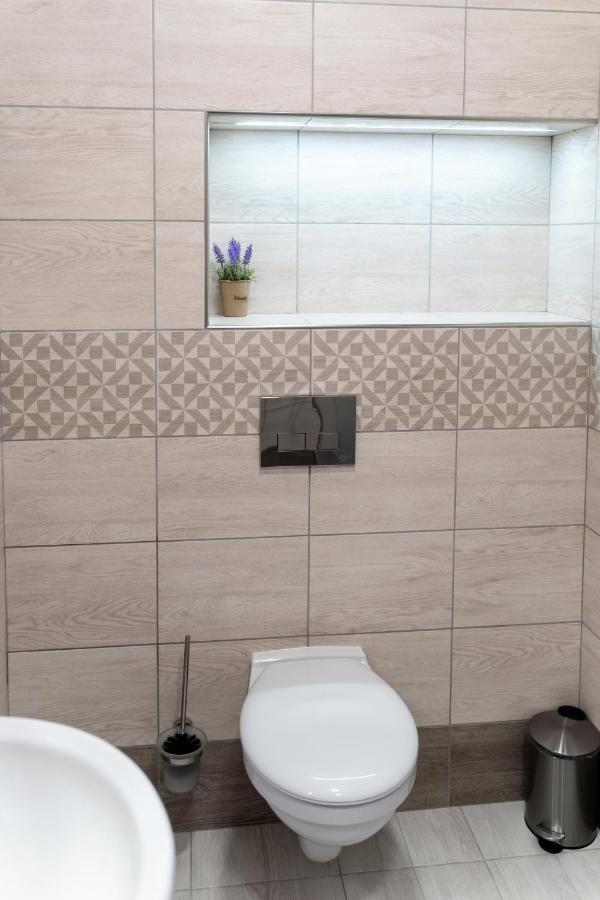 Guest Rooms Asenevtsi City Center Veliko Tŭrnovo Eksteriør bilde